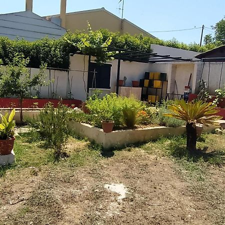 House In The Country Vátos Exterior photo