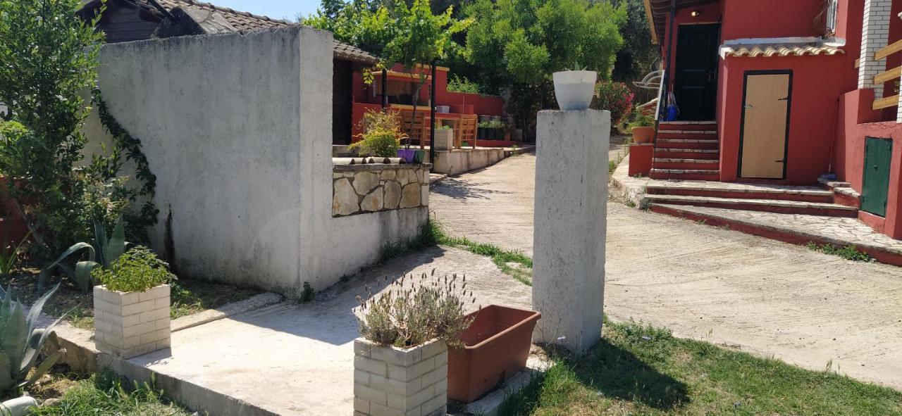 House In The Country Vátos Exterior photo