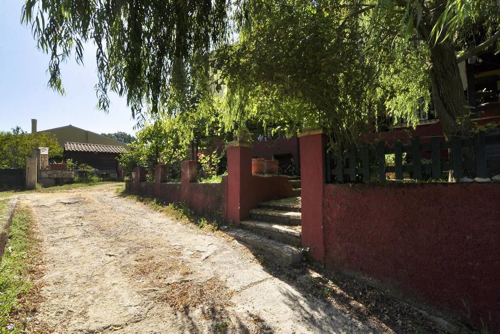 House In The Country Vátos Exterior photo